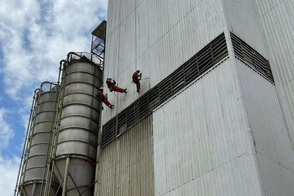 sg-alpinismo-industrial-pontos-de-ancoragem-trabalho-em-altura-revitalizacao-predial (4)